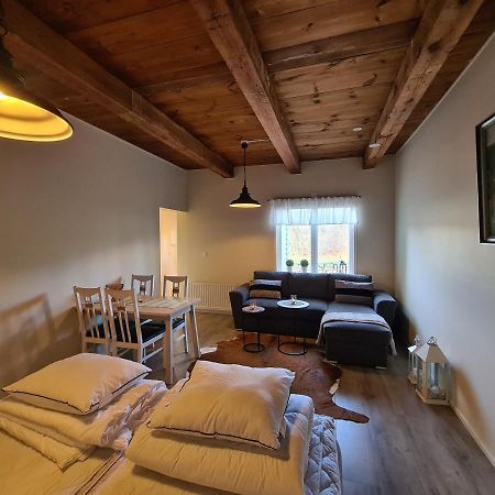Byskolansvandrarhem Bronnestad Extérieur photo