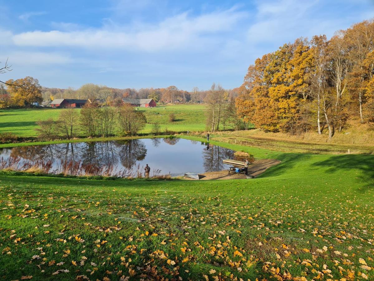 Byskolansvandrarhem Bronnestad Extérieur photo