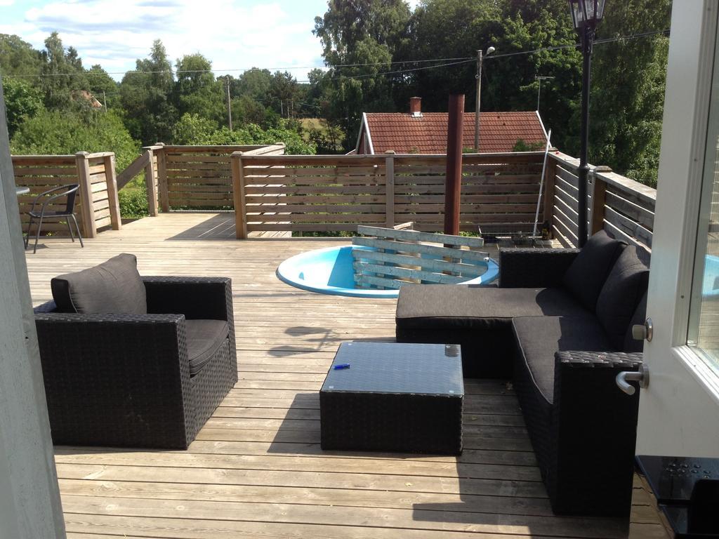 Byskolansvandrarhem Bronnestad Extérieur photo