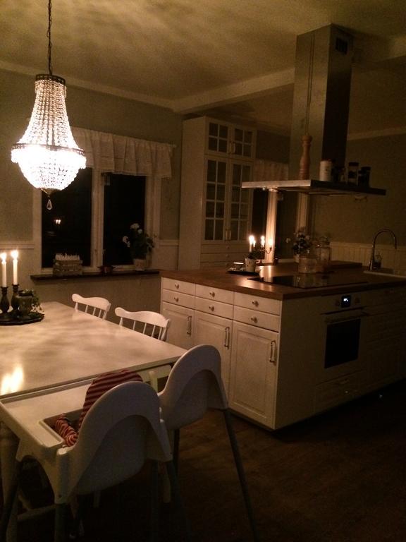 Byskolansvandrarhem Bronnestad Extérieur photo
