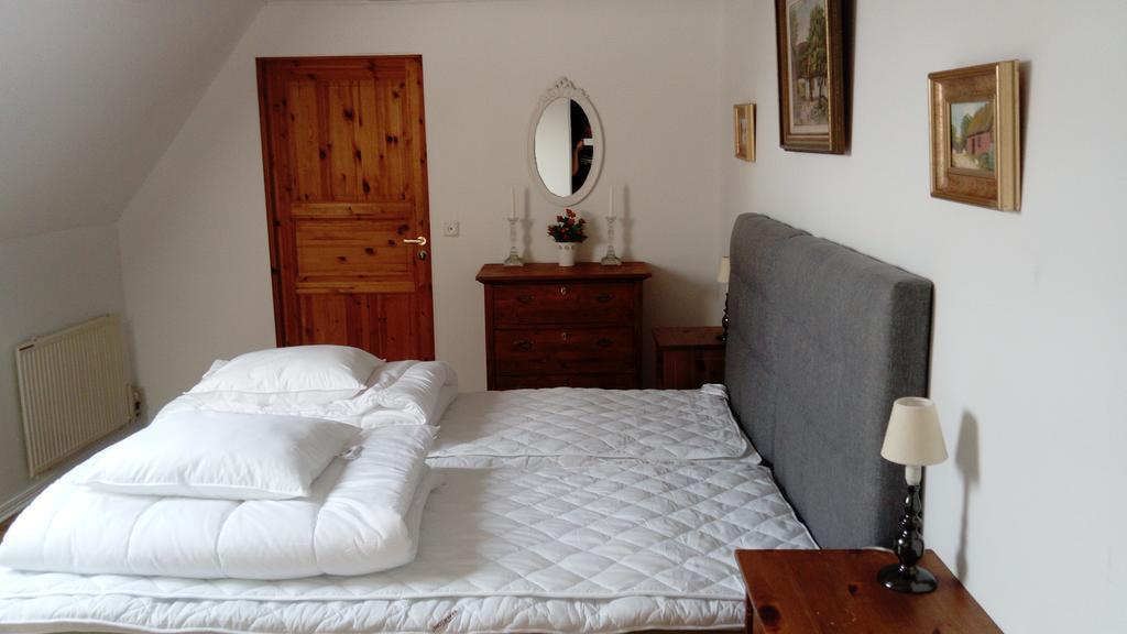 Byskolansvandrarhem Bronnestad Extérieur photo