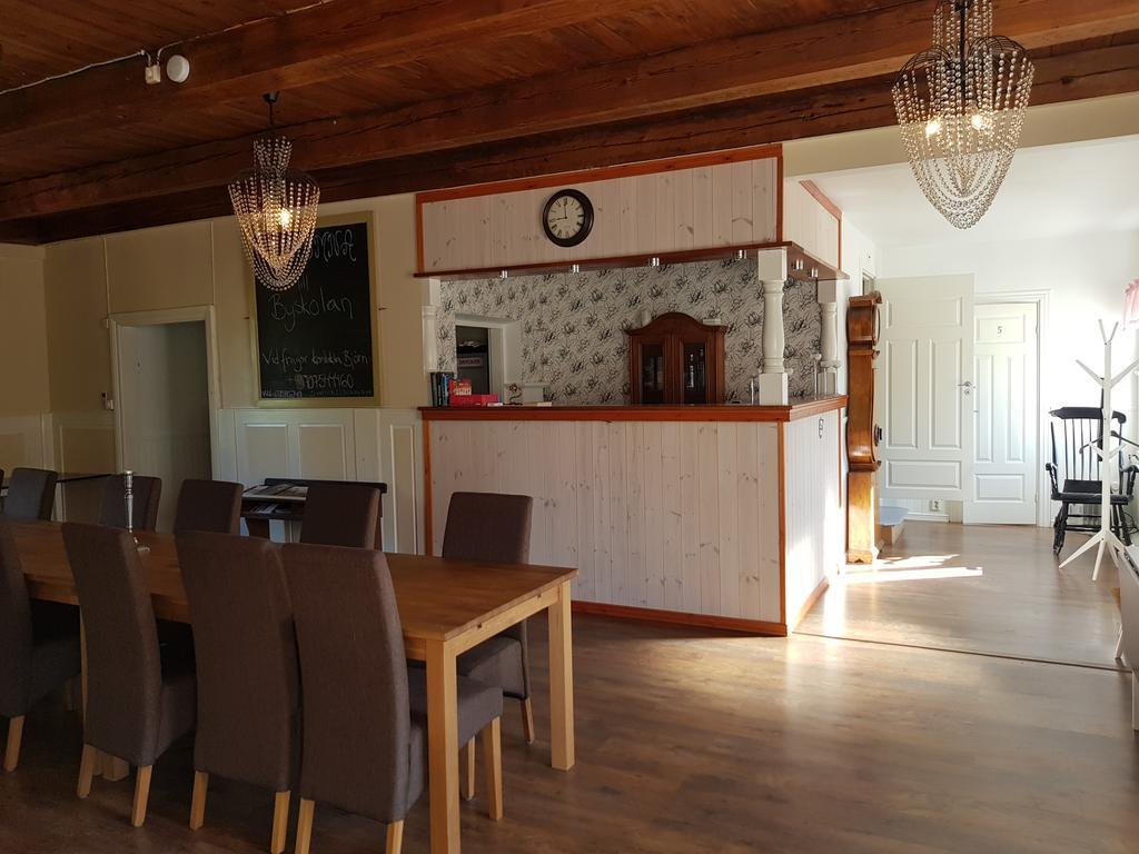 Byskolansvandrarhem Bronnestad Extérieur photo
