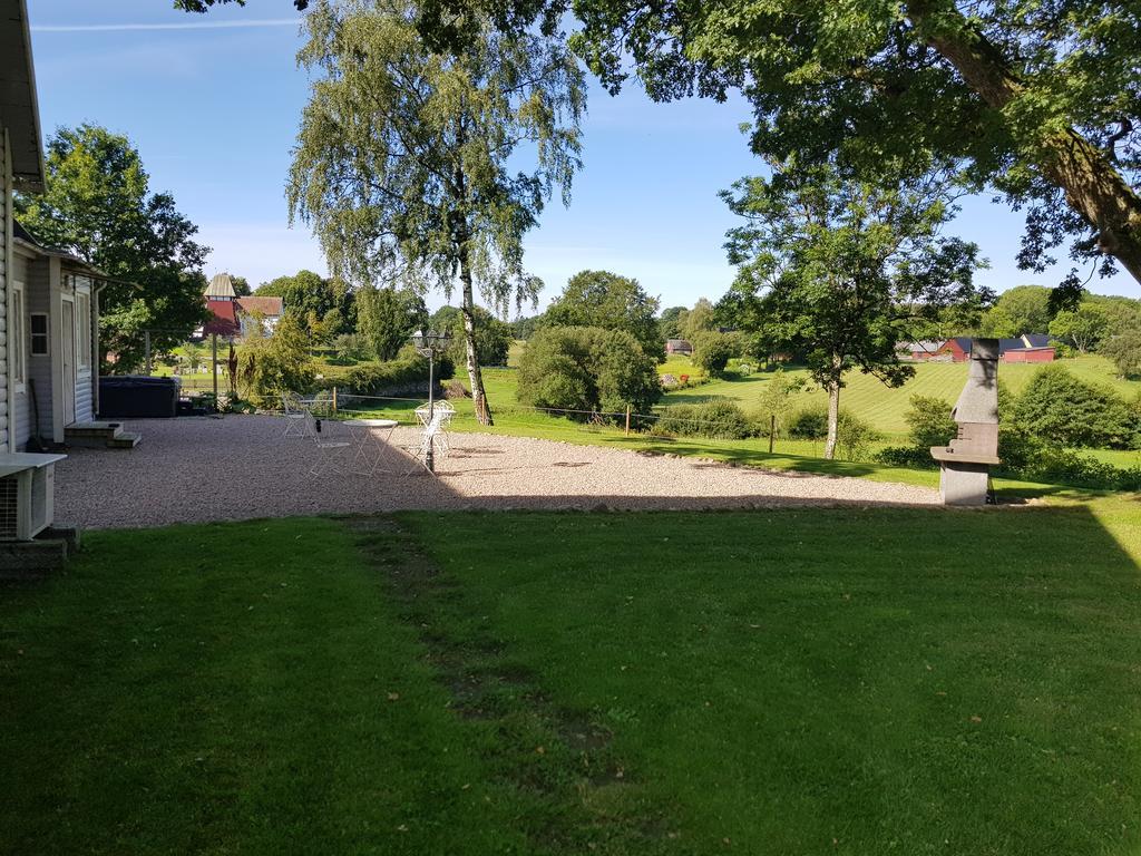 Byskolansvandrarhem Bronnestad Extérieur photo