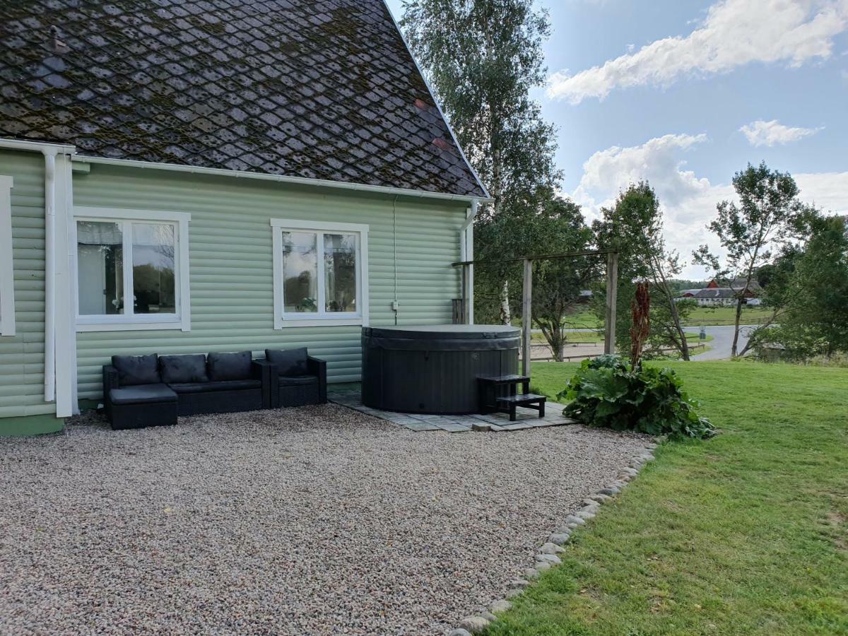 Byskolansvandrarhem Bronnestad Extérieur photo